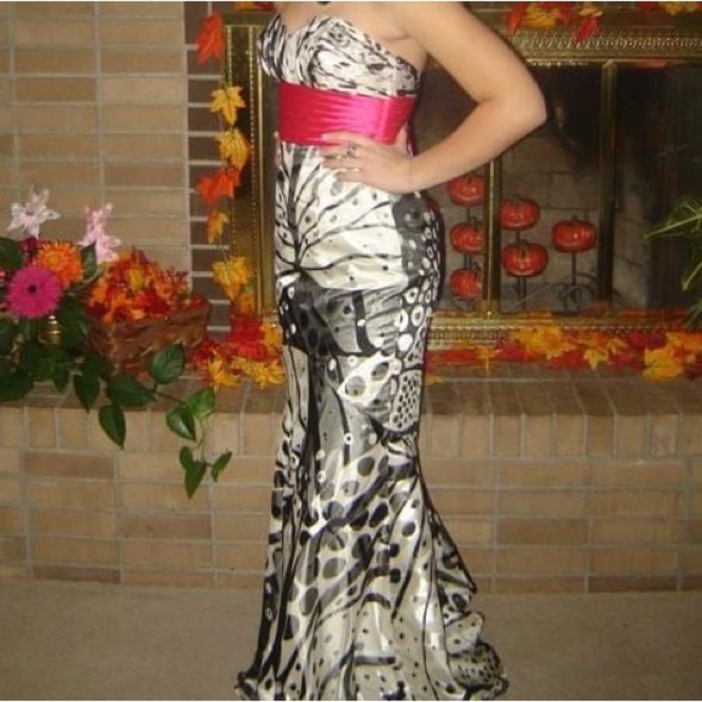 Homecoming, Fall Dance, Prom Dance Dress.